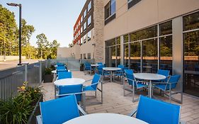 Holiday Inn Express Queensbury-Lake George Area By Ihg